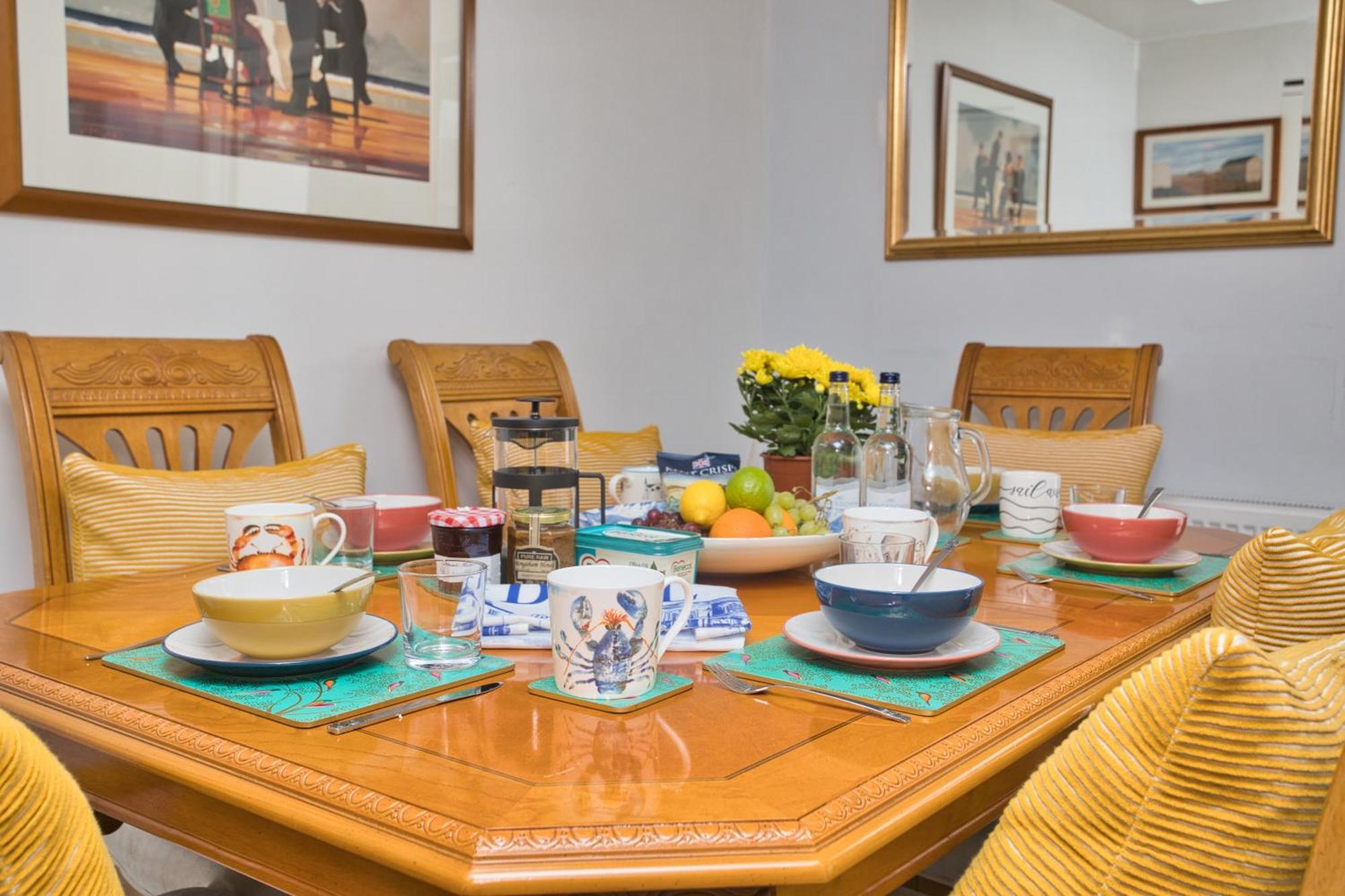 Spacious Seaside Escape In The Heart Of Deal, 4 Mins From The Beach Kültér fotó