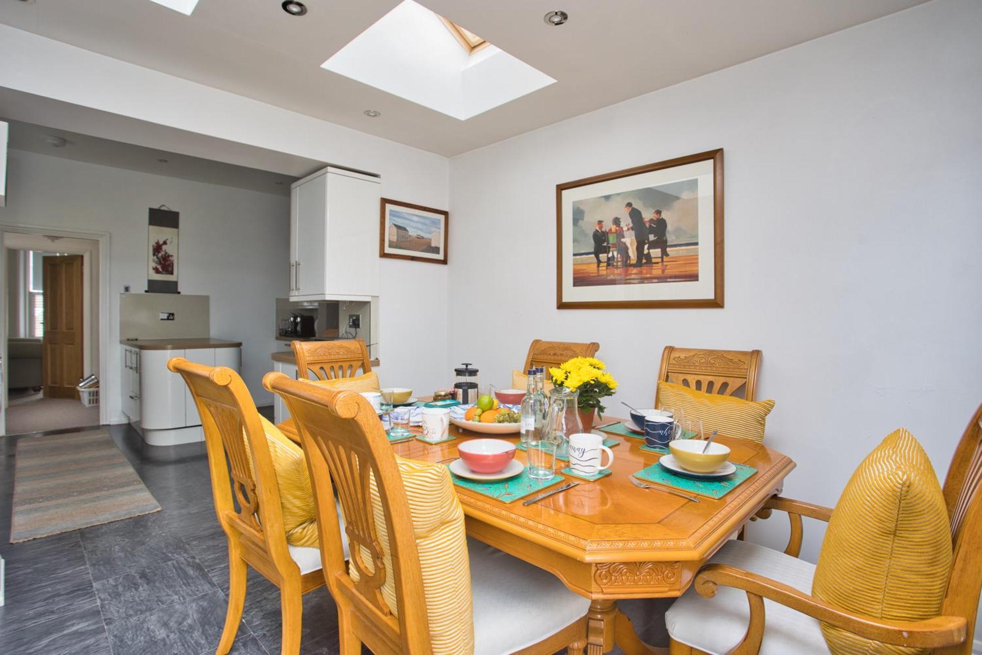 Spacious Seaside Escape In The Heart Of Deal, 4 Mins From The Beach Kültér fotó